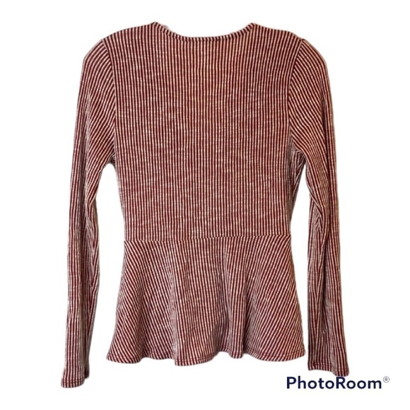 Caution to the Wind Striped Wrap Top with Tie Detail Size Medium - Picture 4 of 4